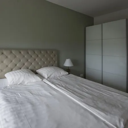 Hotel Which hotels are closest to Amsterdam Airport Schiphol?