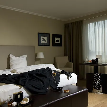 Badhotel De Wielingen فندق زيلاند