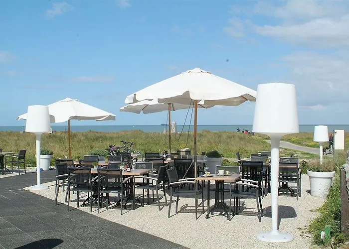 Hotel Which hotels are closest to Amsterdam Airport Schiphol? Zeeland