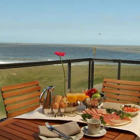 Badhotel De Wielingen 4* زيلاند