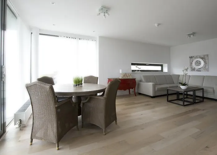 ¿Qué aeropuertos son los más cercanos a Aeropuerto de Ámsterdam-Schiphol?