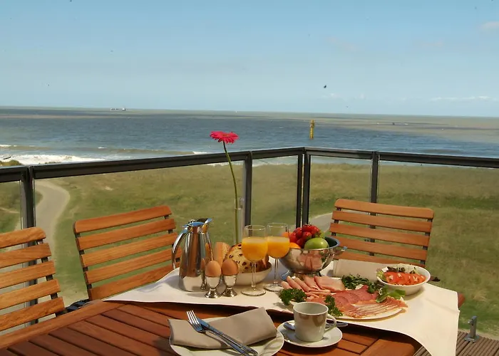 ¿Qué aeropuertos son los más cercanos a Aeropuerto de Ámsterdam-Schiphol? 4* Zelanda